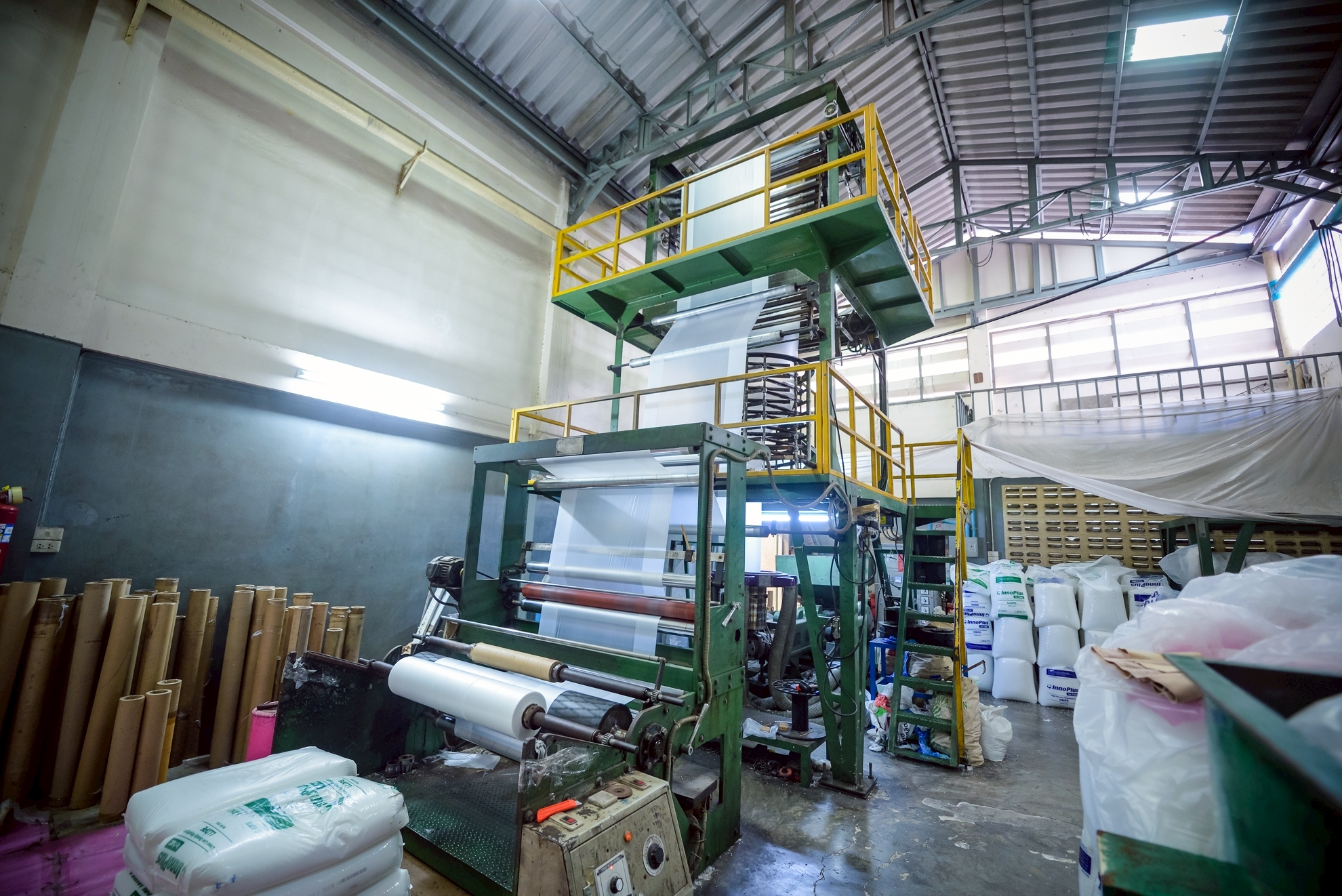 พนักงานในโรงงาน